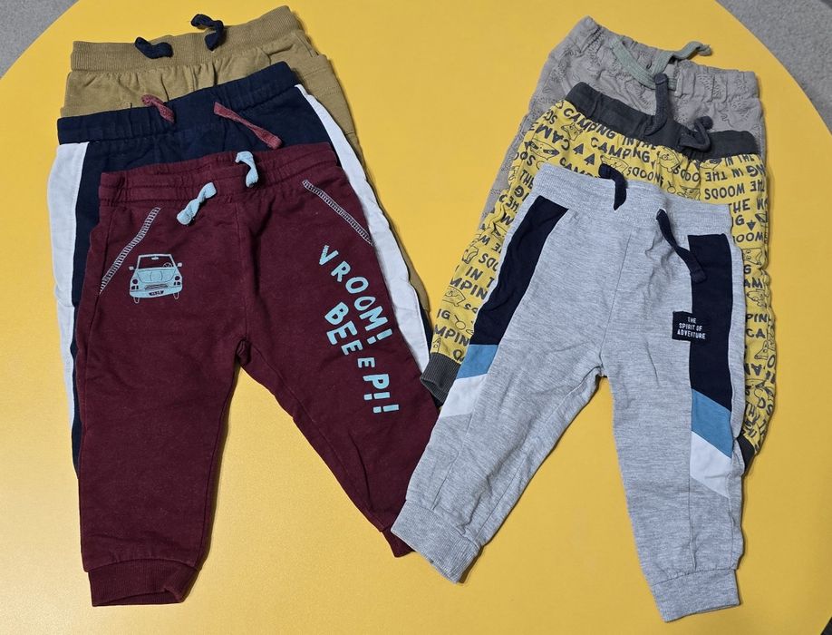 Set pantaloni marimea 80