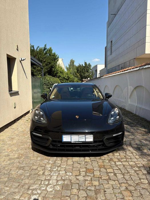 Porsche Panamera 4E 330 cp TVA deductibil
