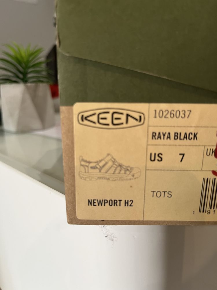 Детски сандалки KEEN номер 23