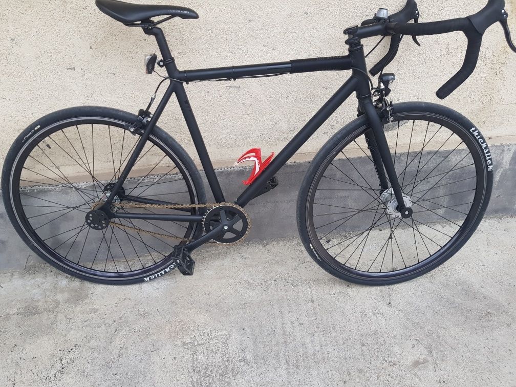 Bicicleta de stradă