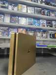 Продается игровой консол Sony Playstation 4 slim 672 прошивка
