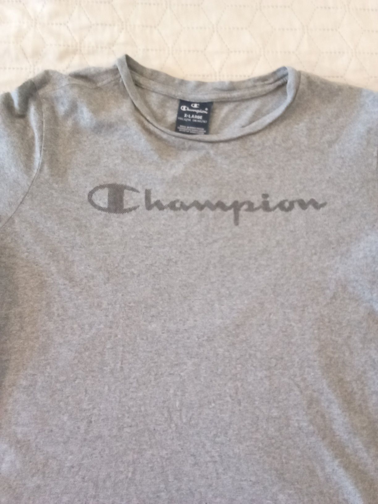 Champion,сива тениска, размер до 158 см