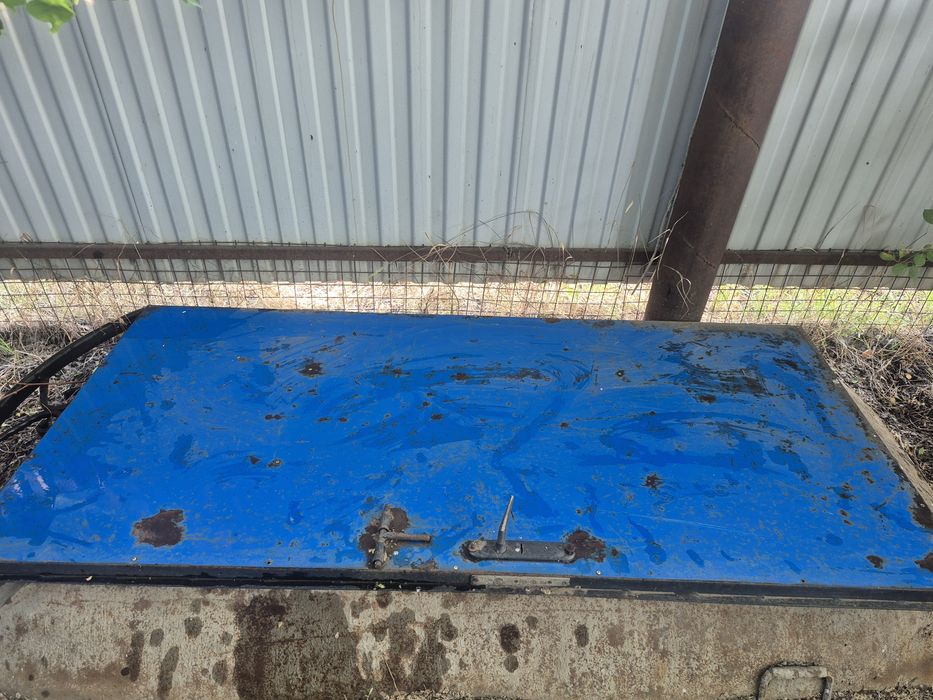 Ворота продам Синего Цвета