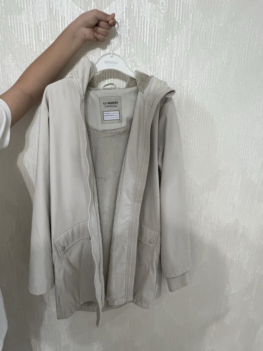 Продается платье и куртки