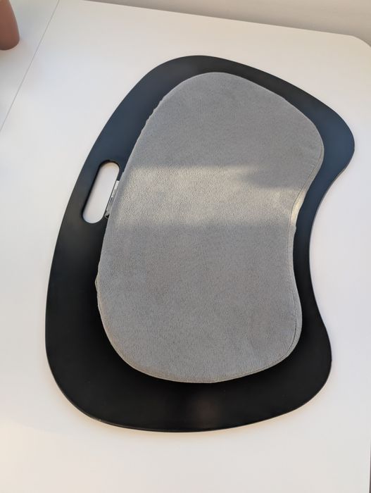 Suport laptop cu pernita