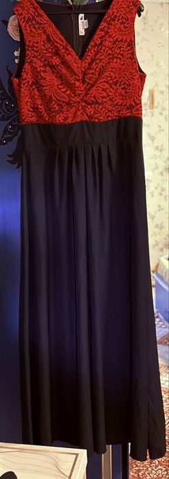 Rochie rosu cu negru