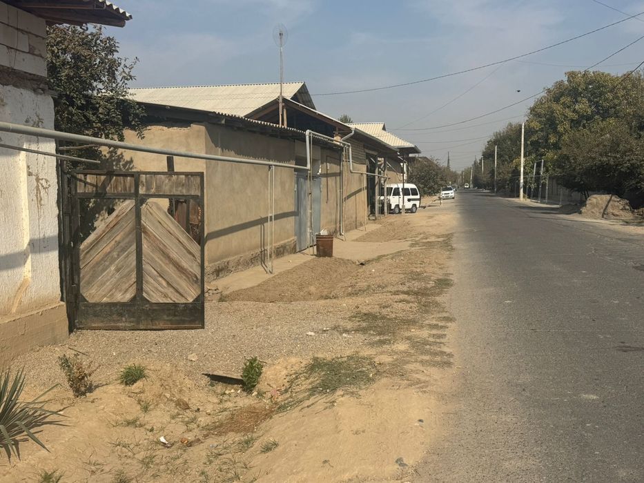 Уй ховли сотилади. Янгибозор