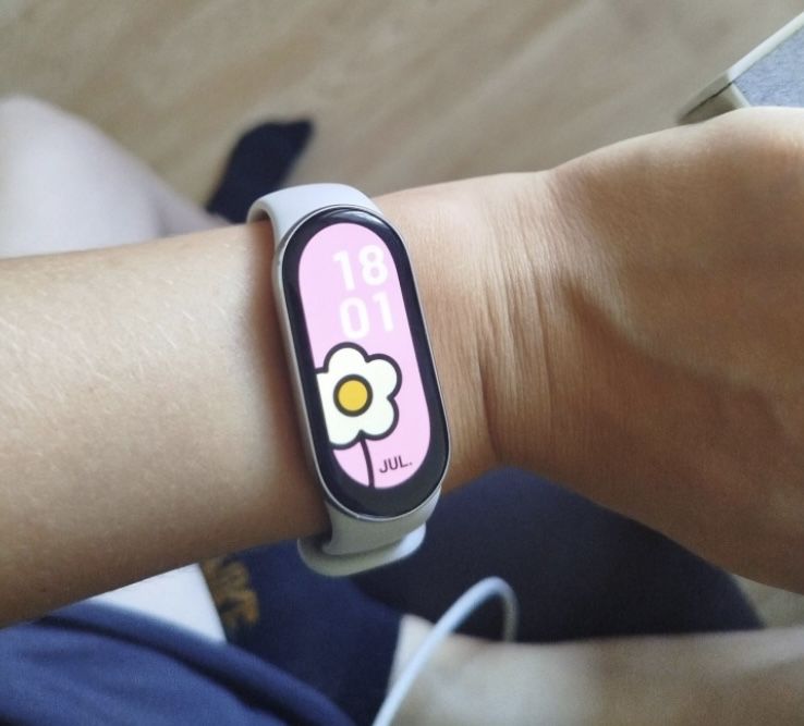 Продам часы mi band 9 серии