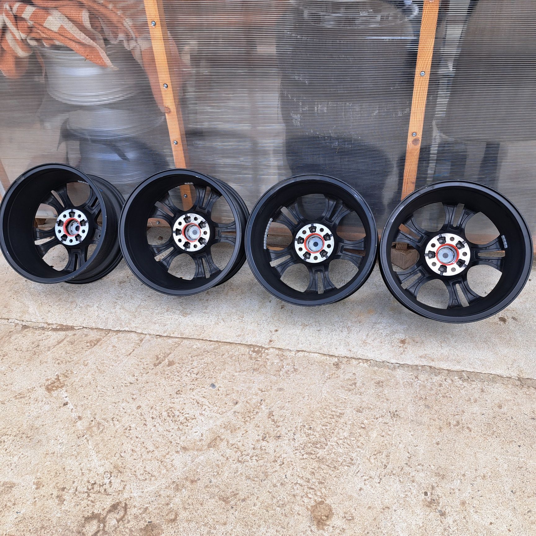 Set jante 5x114,3 /et 40/R17/7j/hyundai/Qashqai/Duster etc,