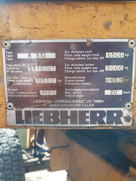 Продается экскаватор. Данные все на фото.
