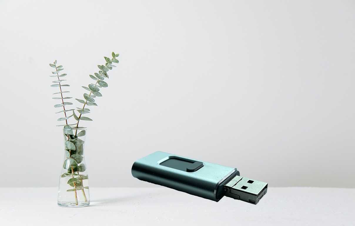 USB флашка 64 GB с 3 изхода - Лятна Промоция