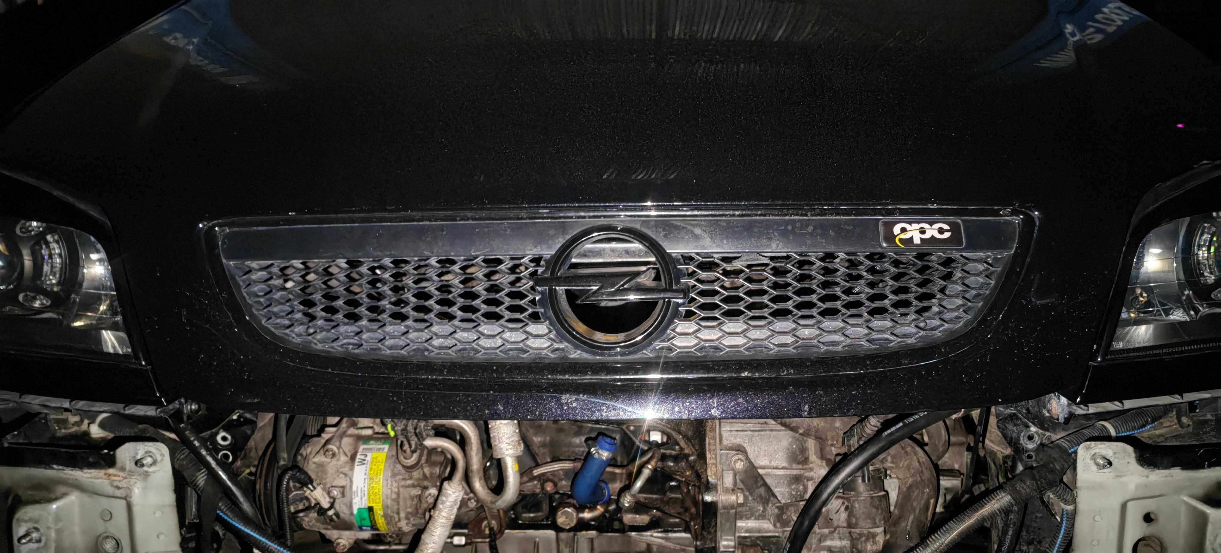 Opel Zafira OPC на части!