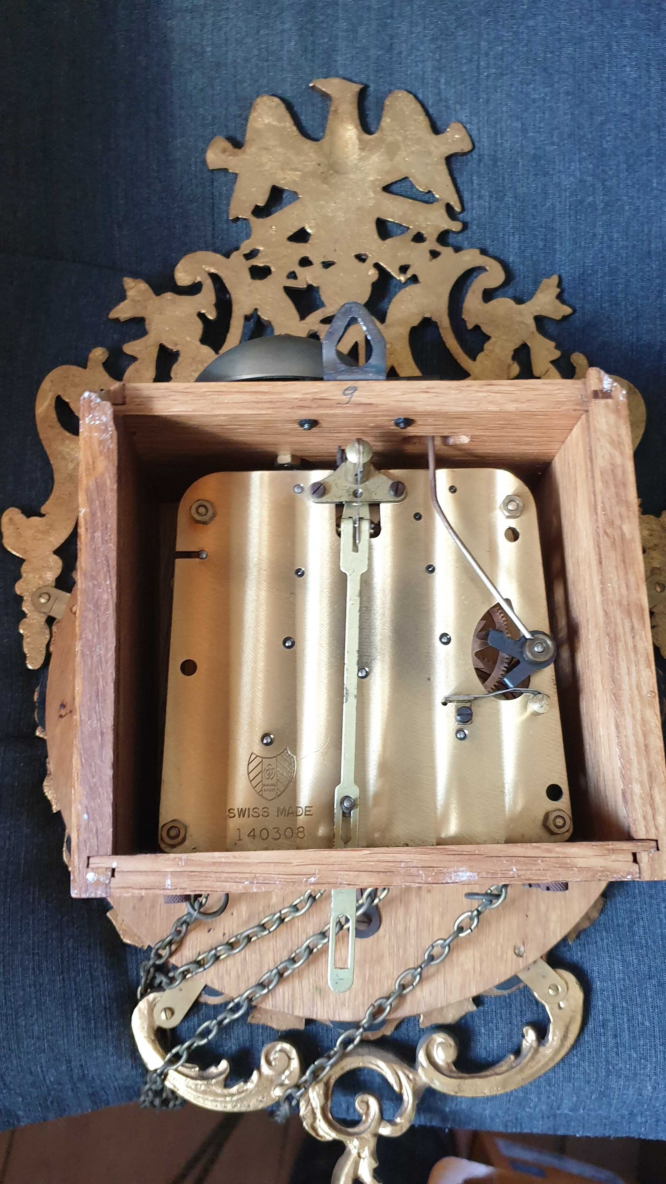 Бронзов рядък стенен механичен швейцарски часовник
