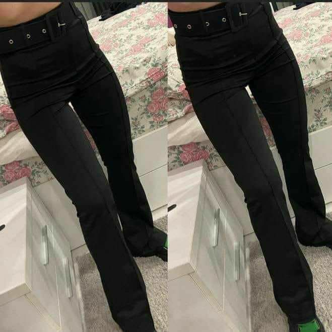 Pantaloni dama evazați