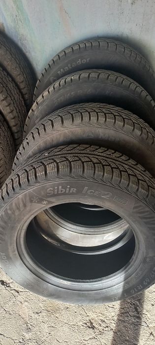 Комплект зимних шин Matador 215/65 R16