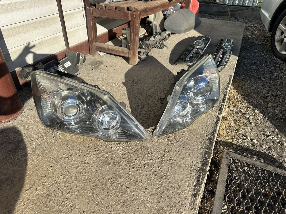 Фар/Фарове Xenon за Хонда CR-V ЦРВ до 2009г.!