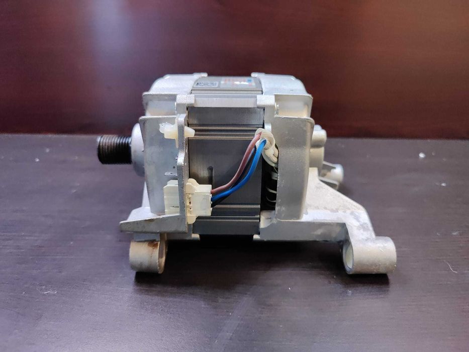 motor 3 pini Masina de spalat Electrolux PerfectCare600 / C138