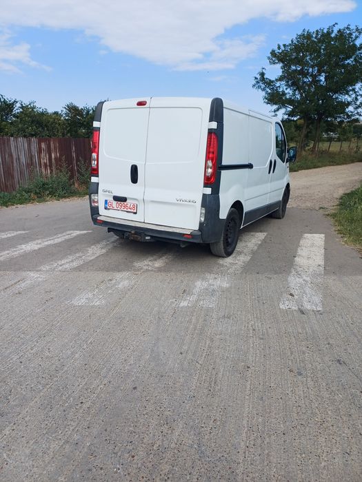 Opel vivaro 2009 motor 2000 disel