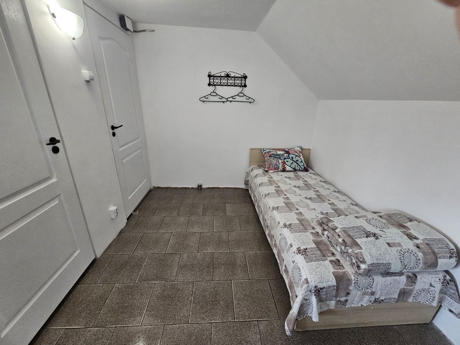 Garsoniera de închiriat