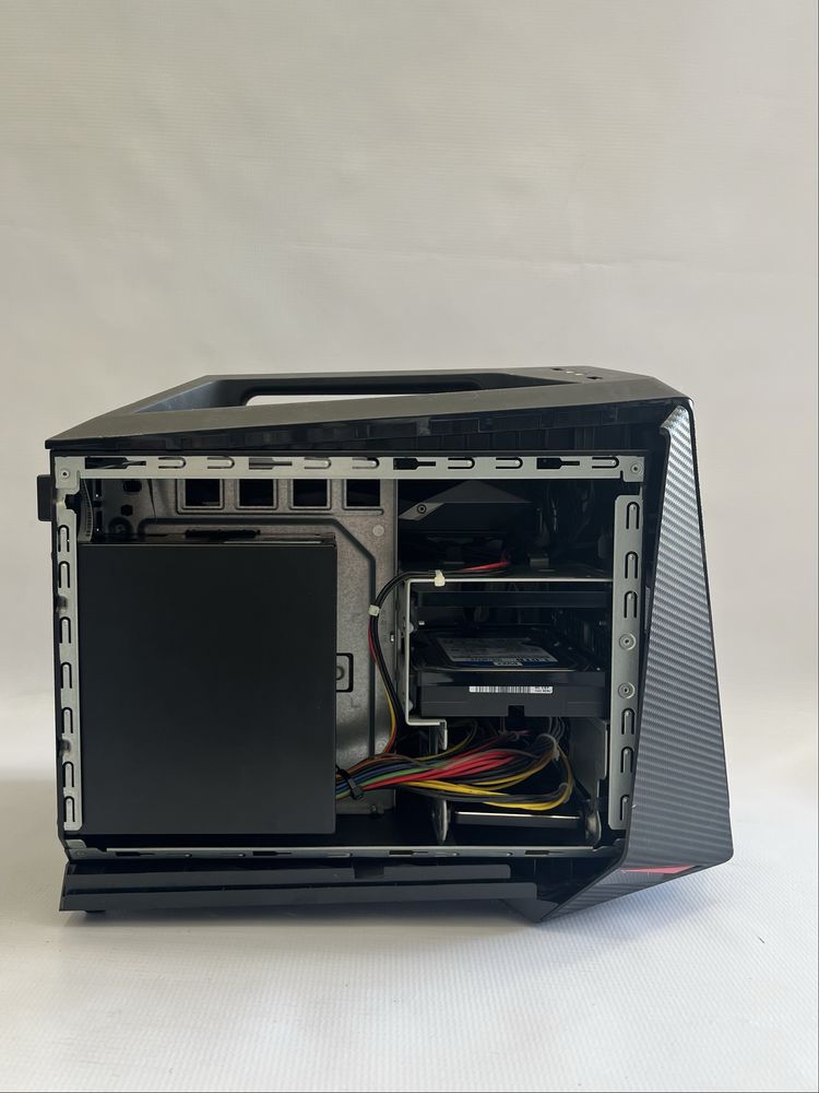 Геймърски компютър Lenovo, Intel Core I5 6400, GTX 1070 8GB, 16GB Ram