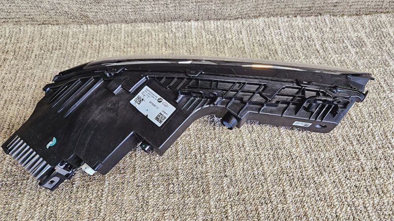 BMW G70 i7 LED Swarowski Faruri F1600, F1601