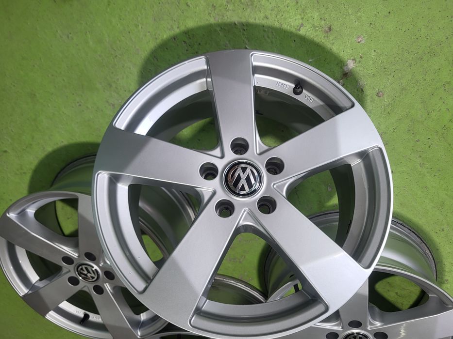 17 5x112 Vw Passat Touran Caddy Golf Skoda Audi 5х112