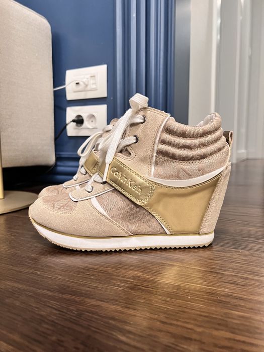 Calvin Klein Jeans сникърси