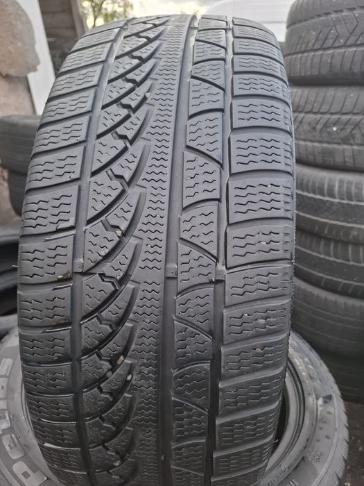 Vand set 4 anvelope 235 50 19 petlas bune de iarna dot 2022
