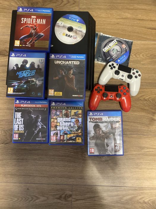 Ps4 pro cu 8 jocuri
