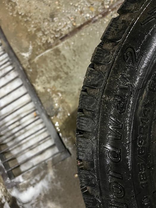 Зимние шины R14 в хорошем состоянии