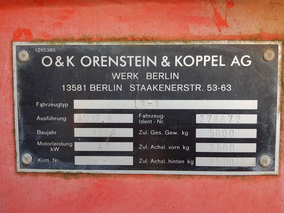 Vând încărcător frontal O&K L6