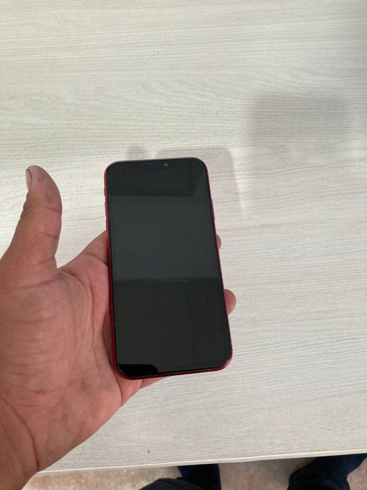 Iphone 11 128gb red product