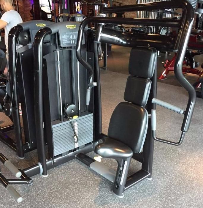 Фитнес уред Technogym Chest Press