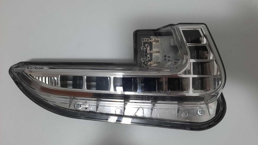 Lumina de zi (DRL) partea dreapta renault megane 3 gt line