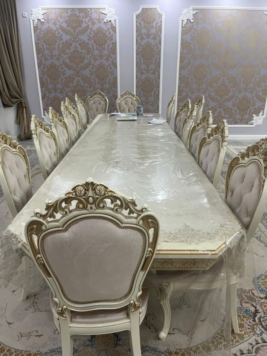 Жихаз қонақ бөлмеге.