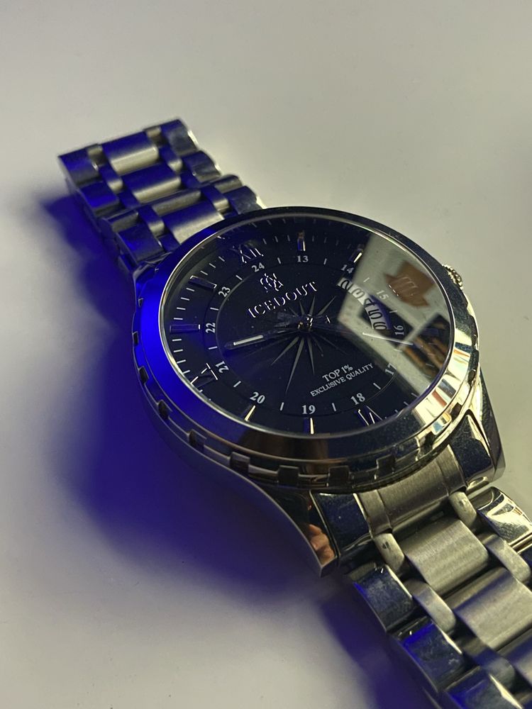 Часовник Iced Out (Onyx)