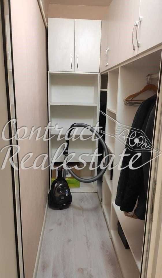 Дава се под наем Четиристаен апартамент в Варна, Център - 100 кв.м за 561 € - Снимка #7