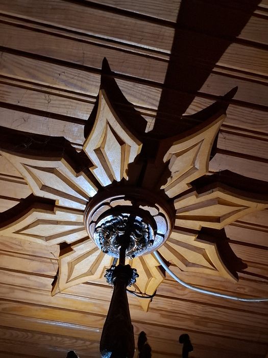 Розетки дървореза