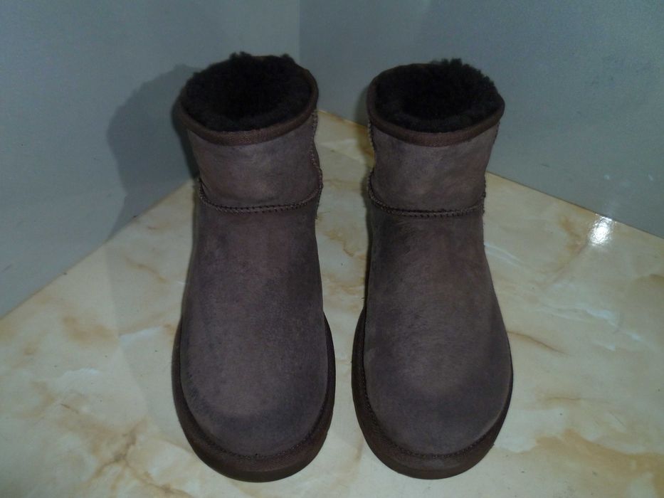 UGG оригинални ботуши №40