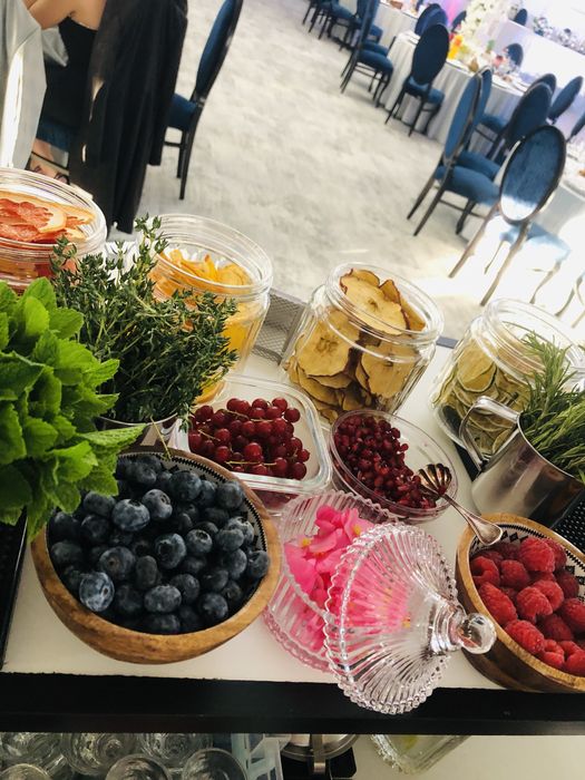 Cocktail bar,bar mobil,barmani evenimente private