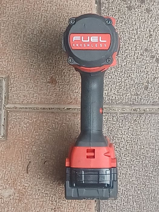 Impact Milwackee  M18 ONEFHIWF  12 , fabric.  2022 ca nou