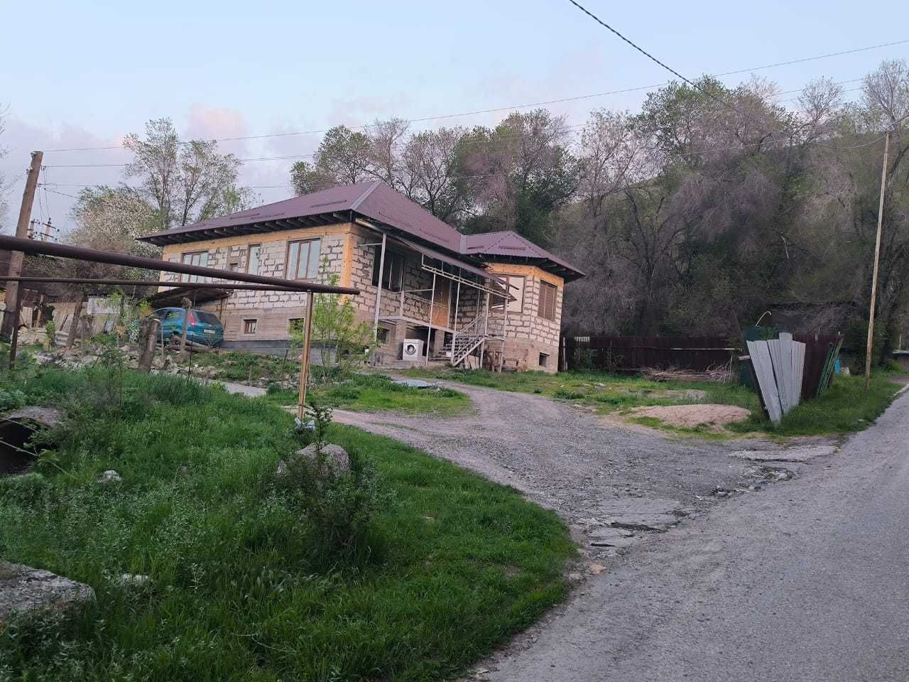 Продам дом в ближайшем пригороде Алматы