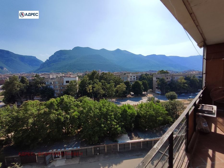 3-стаен в Враца-Металург площ 81 цена 195000