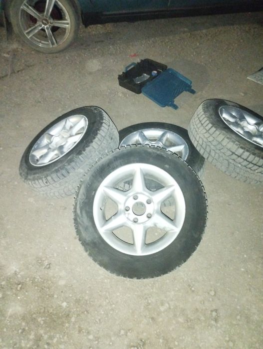 Продам диски с резиной зима