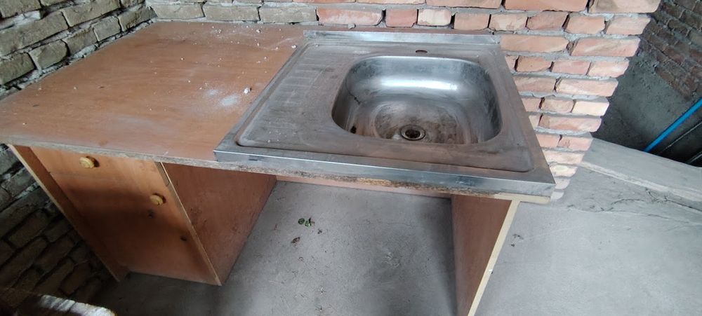 Эскиз жихозлар сотилади