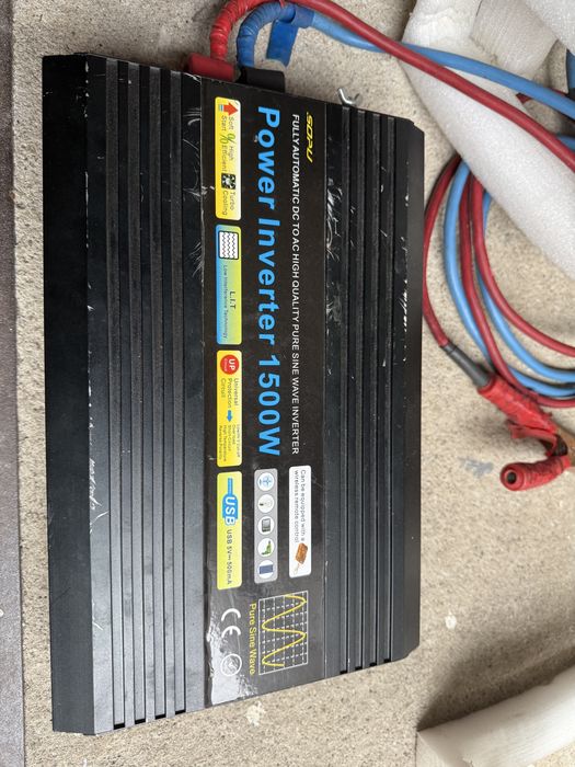 Invertor auto Puresin 1500 W, stare foarte bună