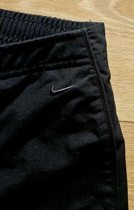 Pantaloni sport Nike, 3 sferturi damă L 40–42. negru