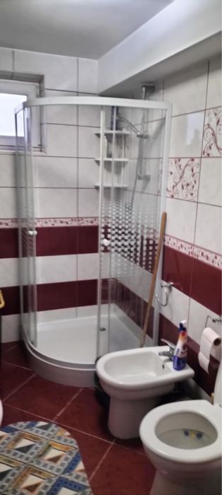 Vand Apartament decomandat 2 camere