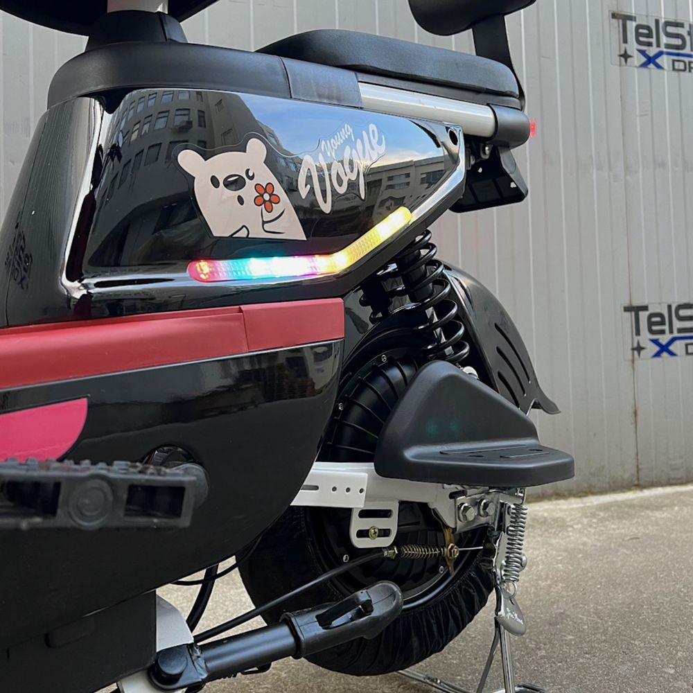 Електрически скутер TELSTAR EMAL LIGHT с двойна седалка ново