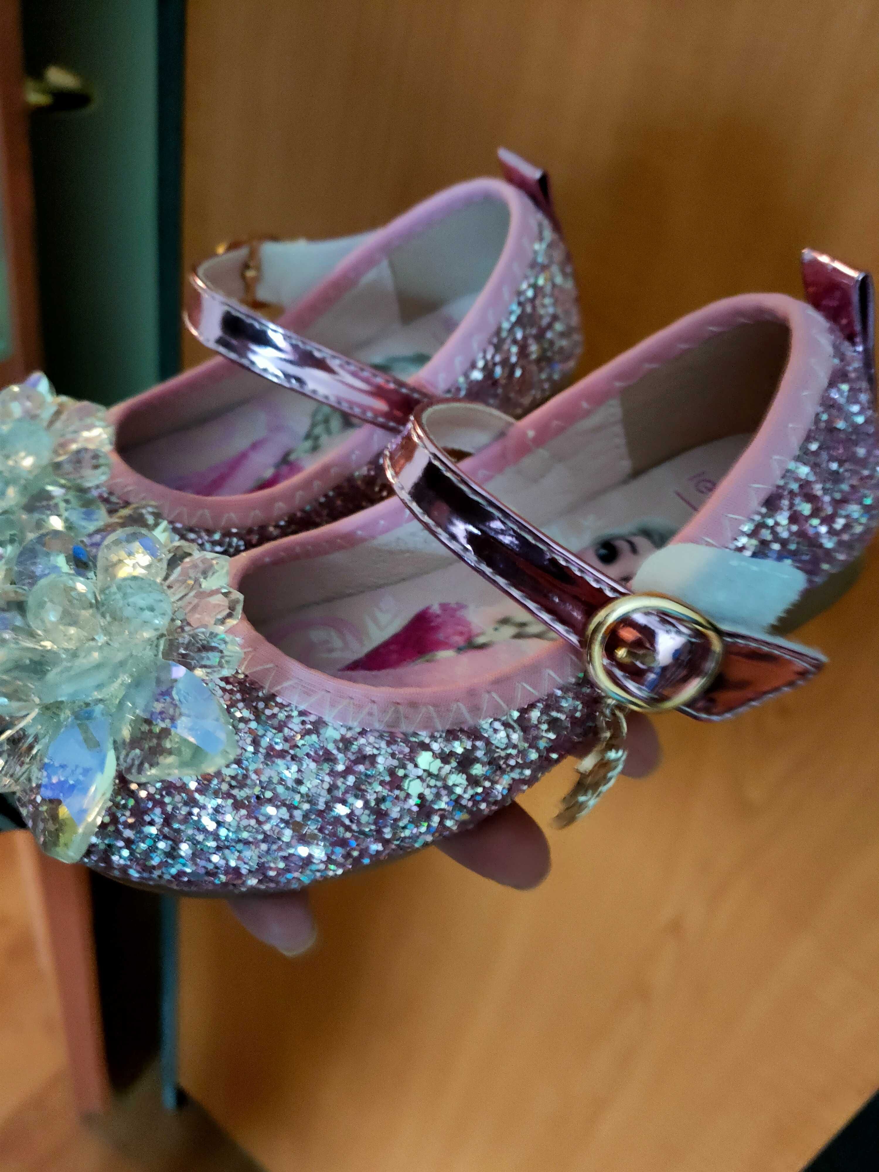 Pantofi Frozen roz